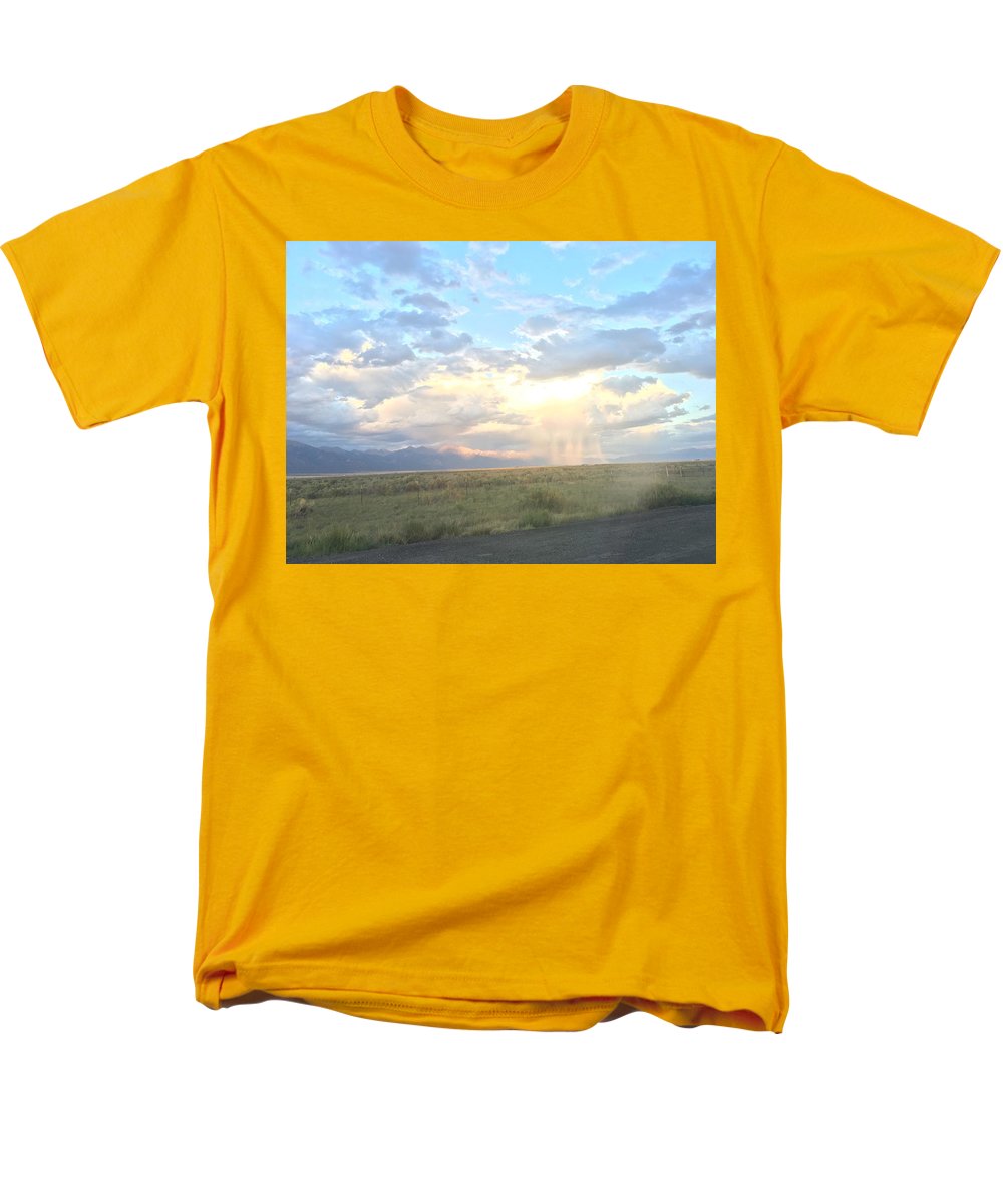 Far Away Rain - Men's T-Shirt (Regular Fit)