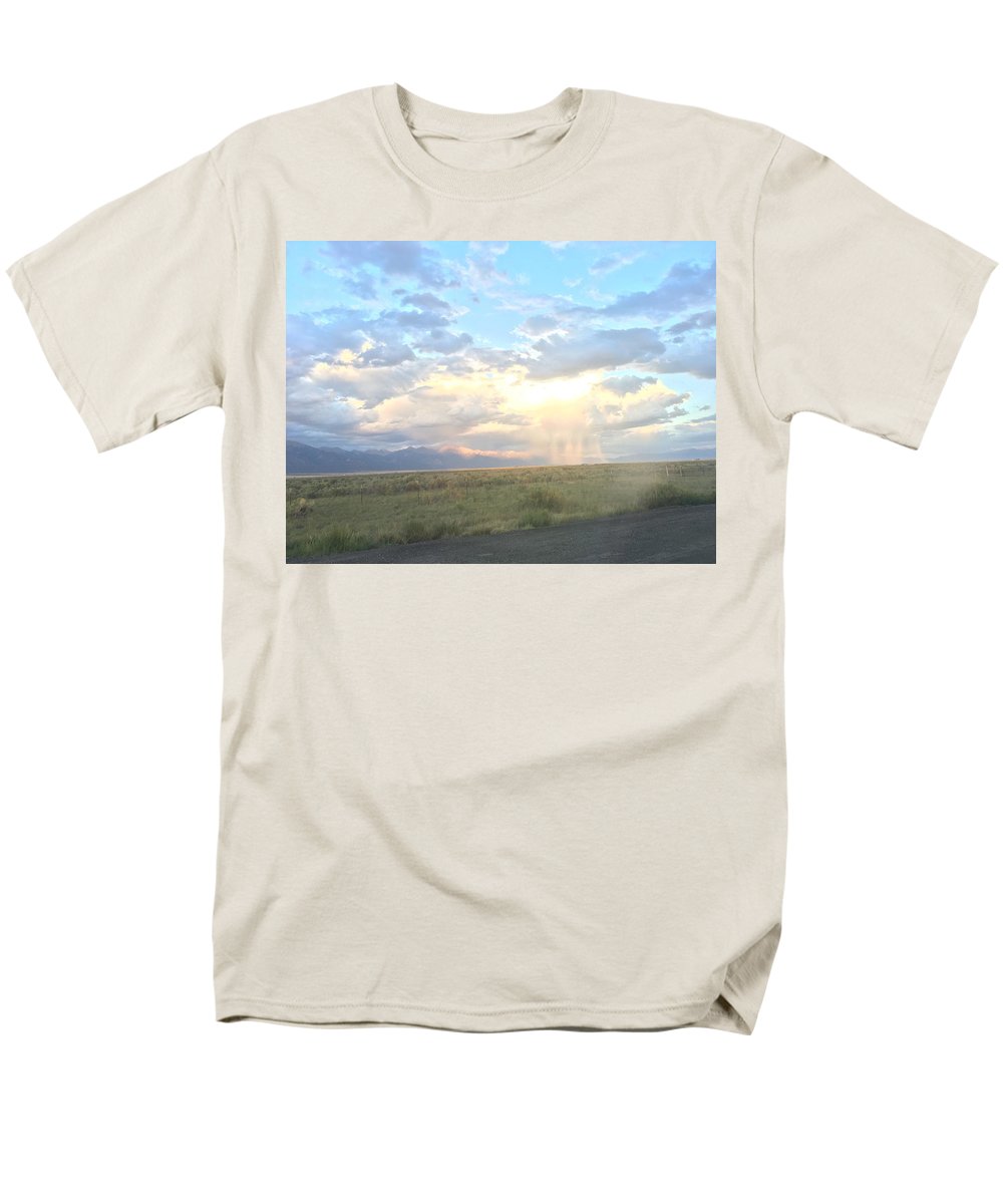 Far Away Rain - Men's T-Shirt (Regular Fit)