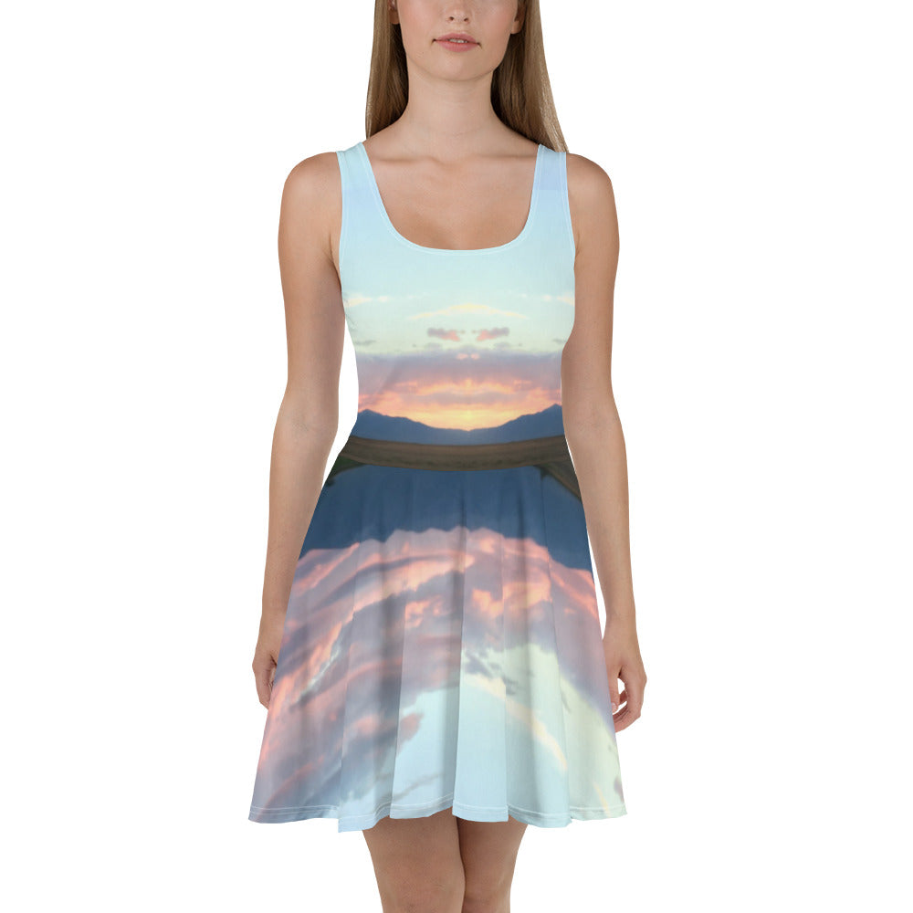 FLOWING DRESS : CLOUDS BEFORE DUSK