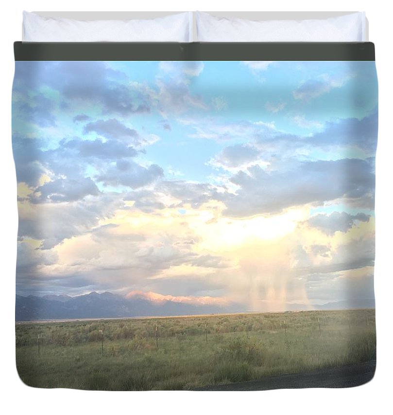 Far Away Rain - Duvet Cover