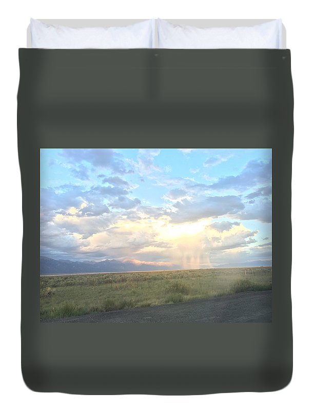 Far Away Rain - Duvet Cover