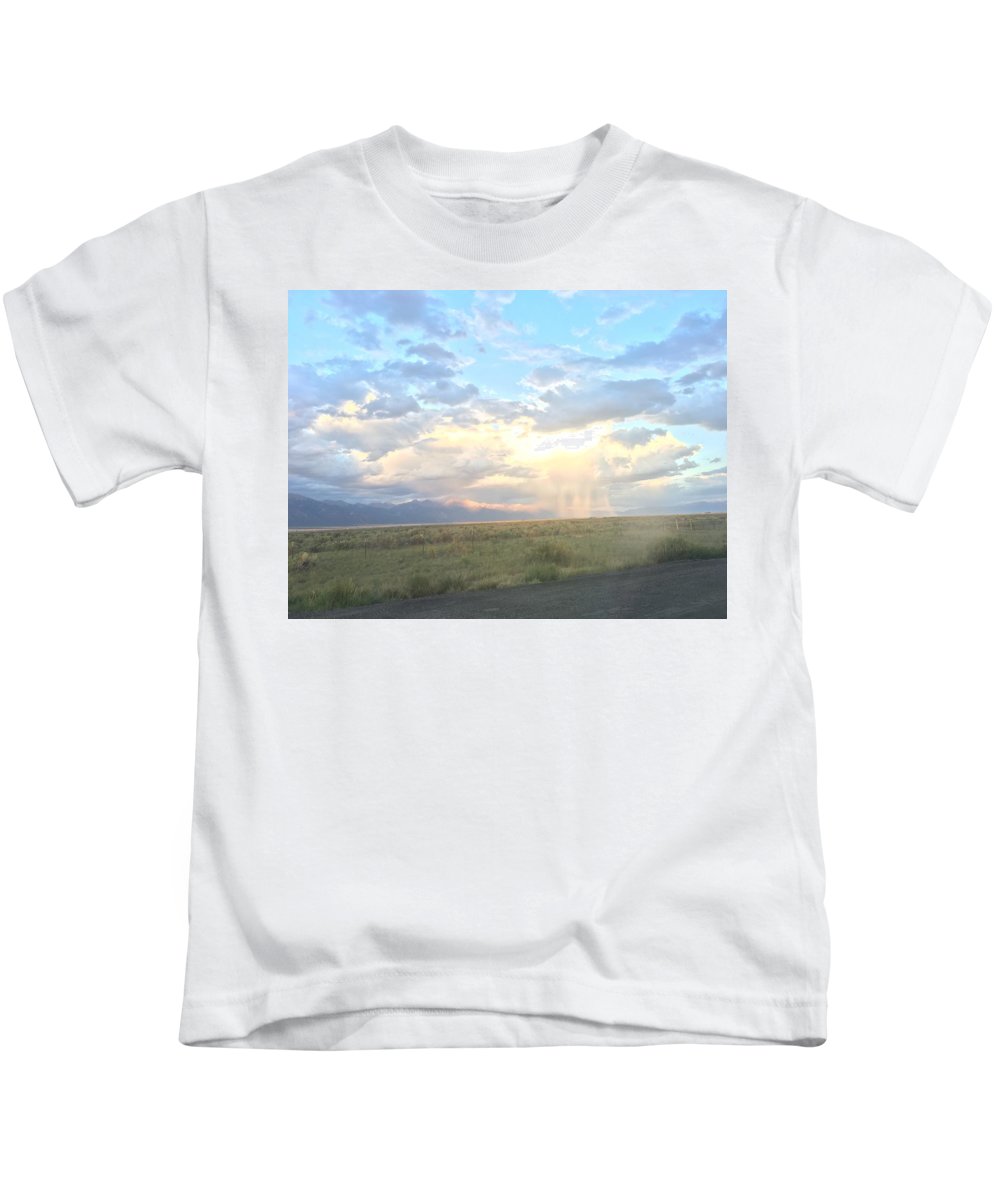 Far Away Rain - Kids T-Shirt