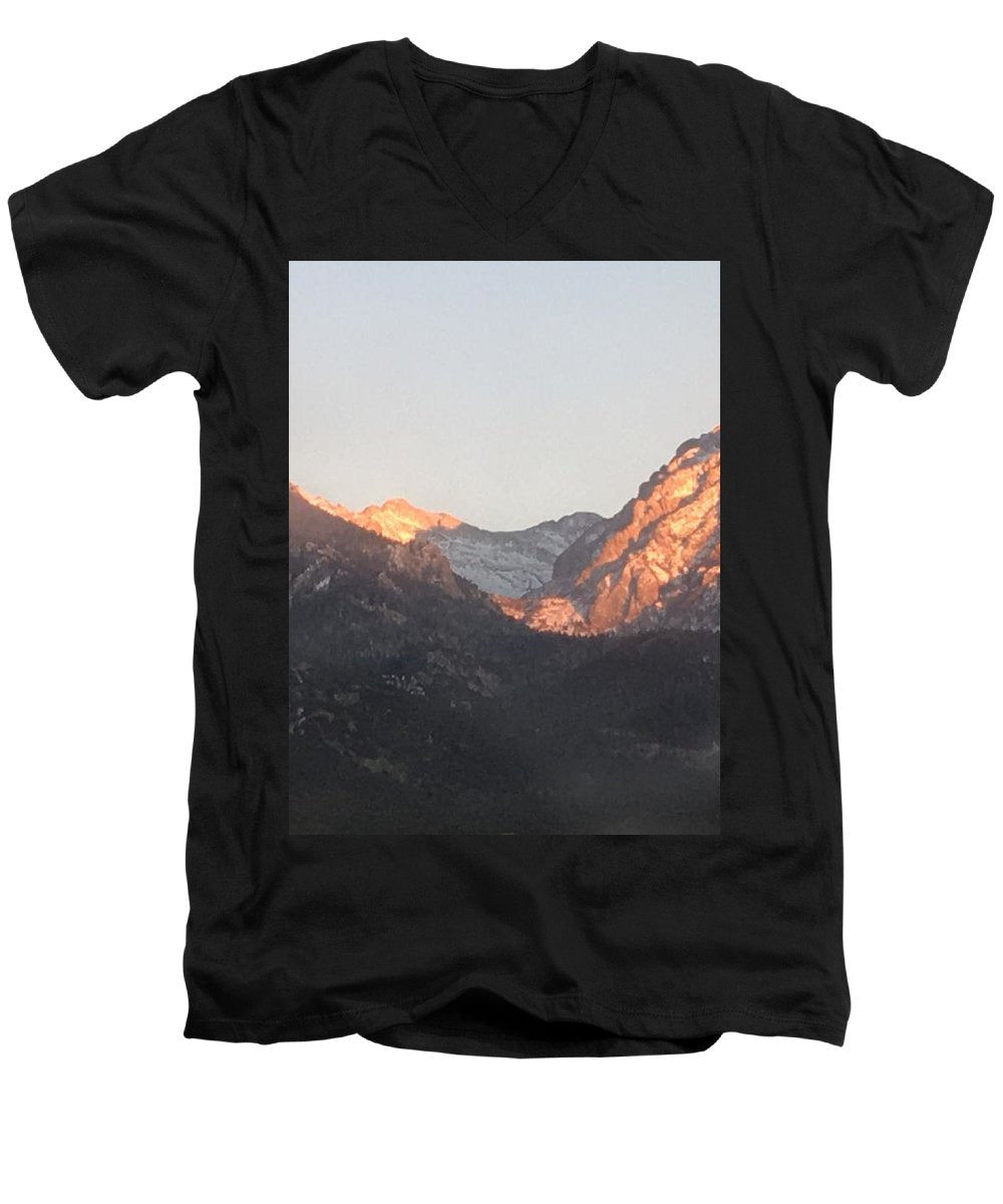 Winter Magic Hour Crestone - Men's V-Neck T-Shirt