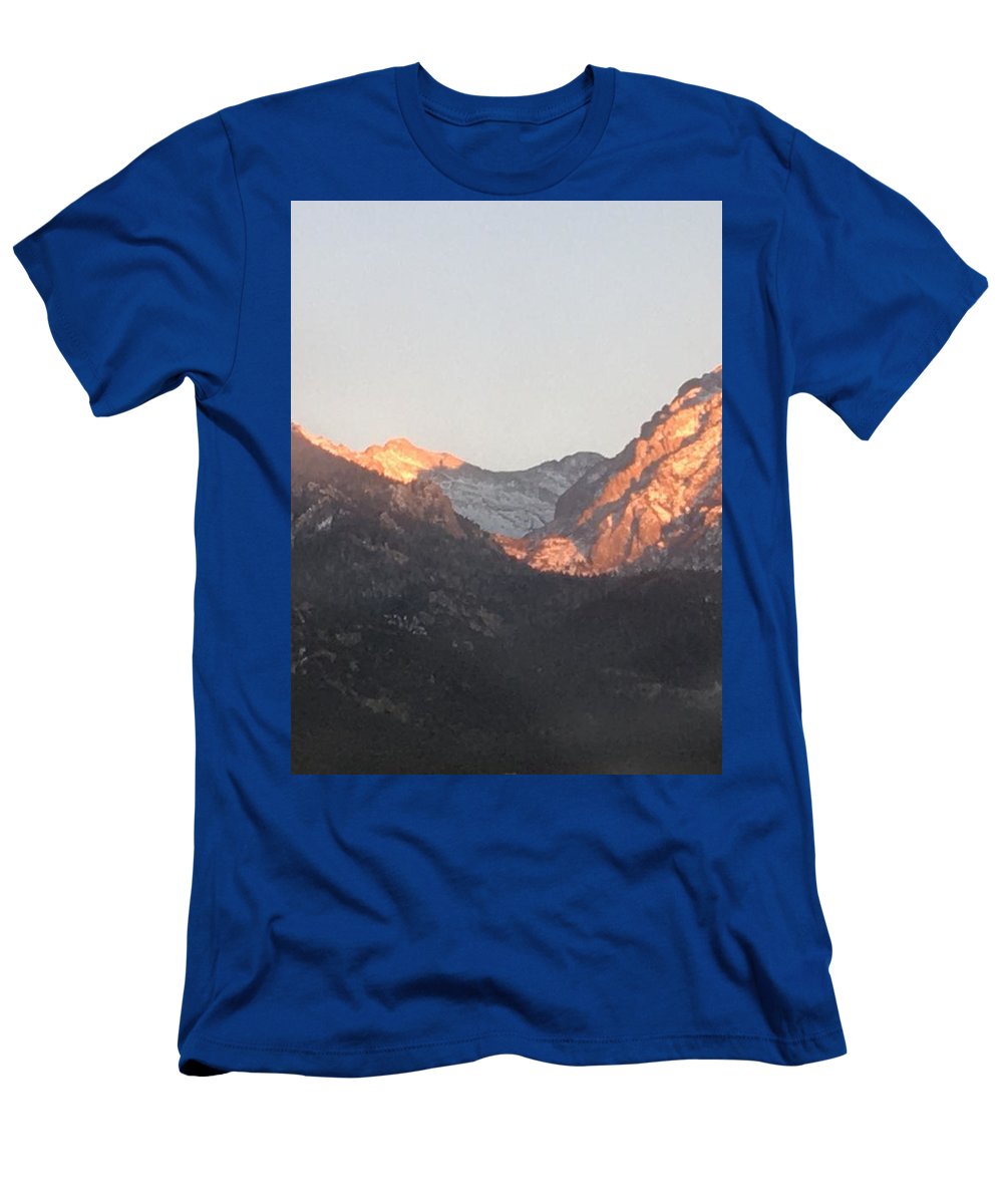 Winter Magic Hour Crestone - T-Shirt