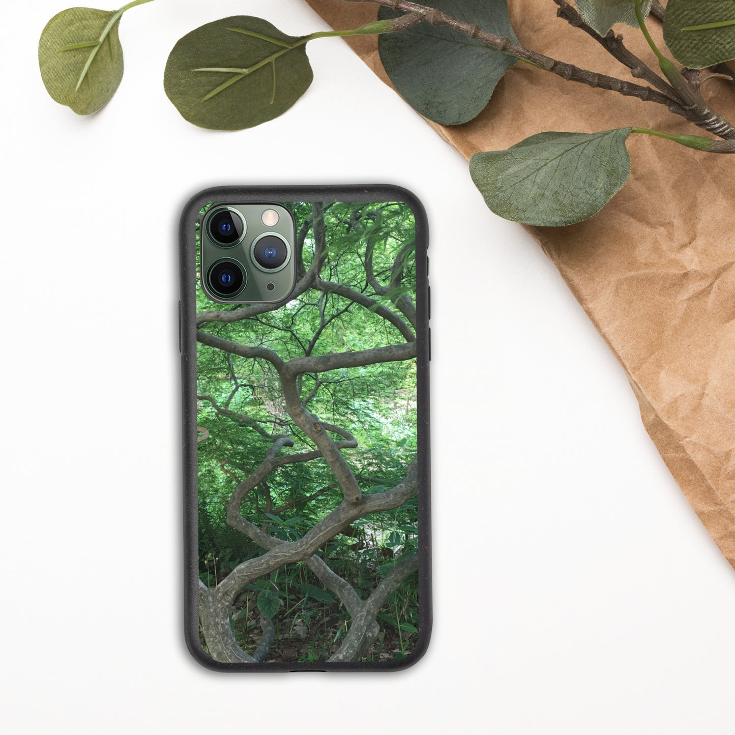 SPECKLED IPHONE CASE : GREEN CASCADING MAPLE TREE