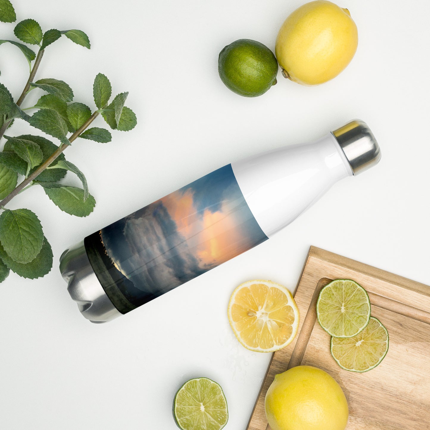 STAINLESS STEEL WATER BOTTLE : BEAUTIFUL SUMMER STORMS CRESTONE