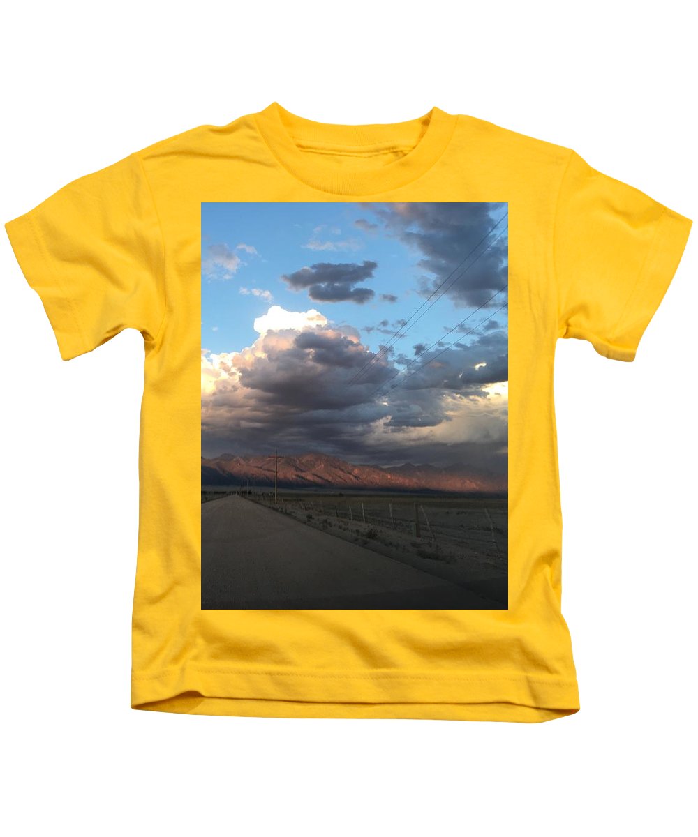 Summer Storm Sunset Crestone - Kids T-Shirt