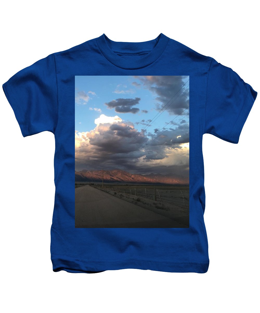 Summer Storm Sunset Crestone - Kids T-Shirt