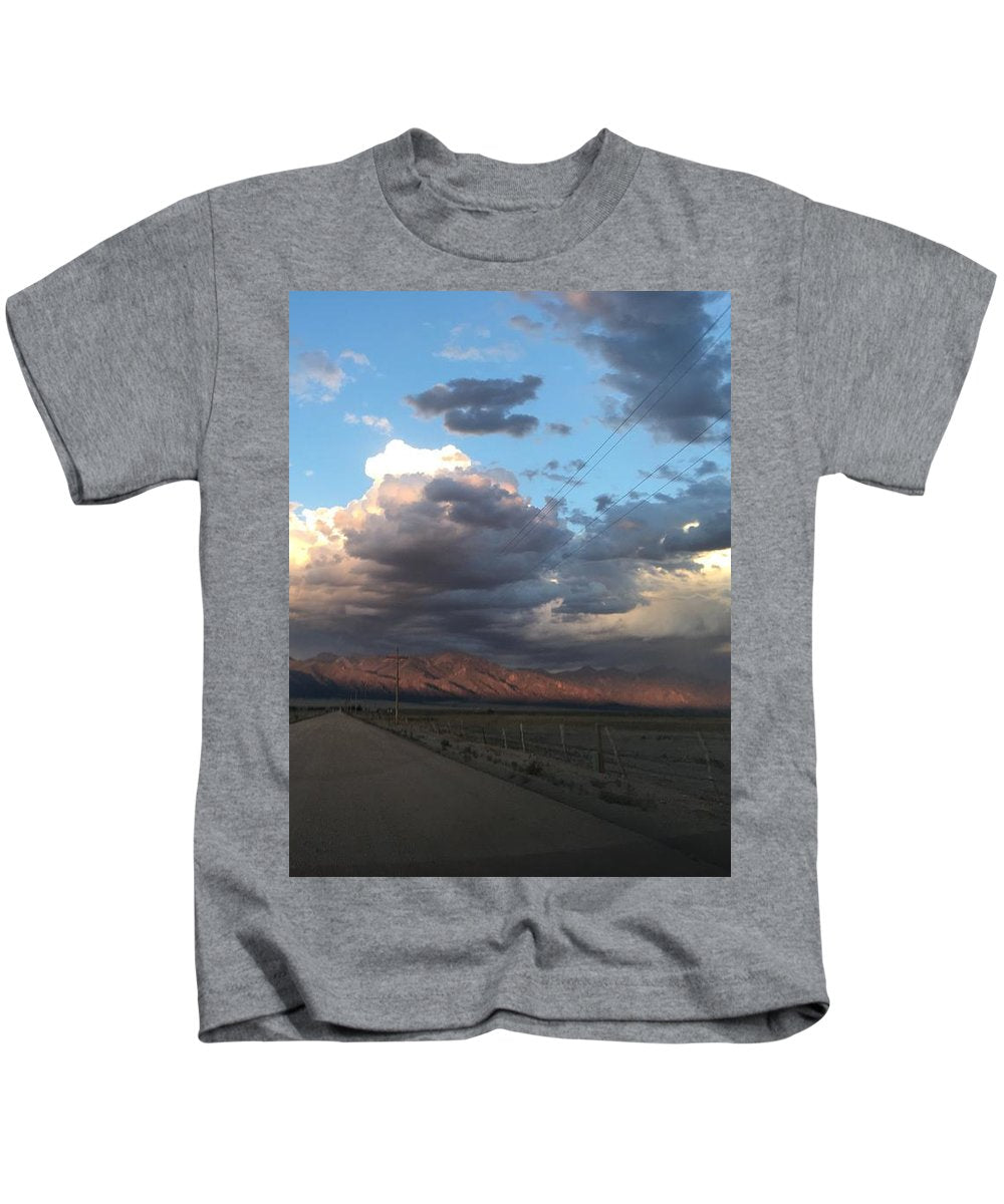 Summer Storm Sunset Crestone - Kids T-Shirt