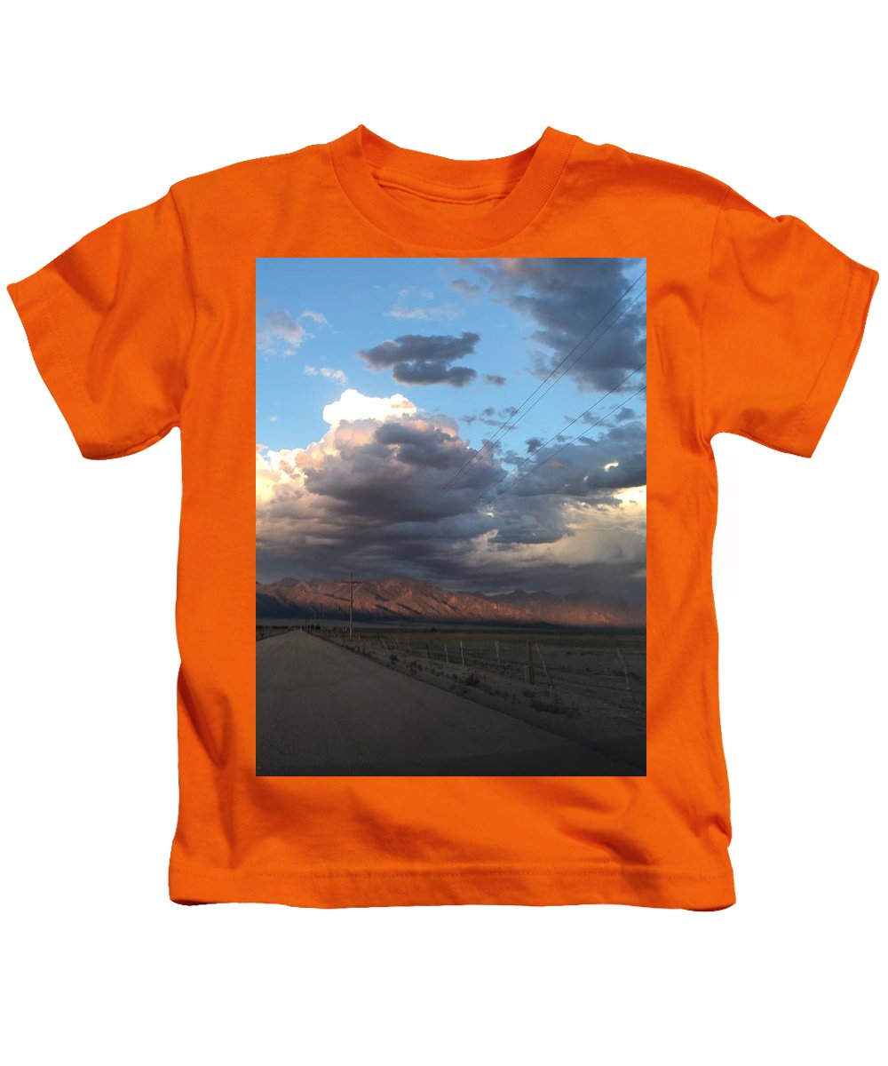 Summer Storm Sunset Crestone - Kids T-Shirt