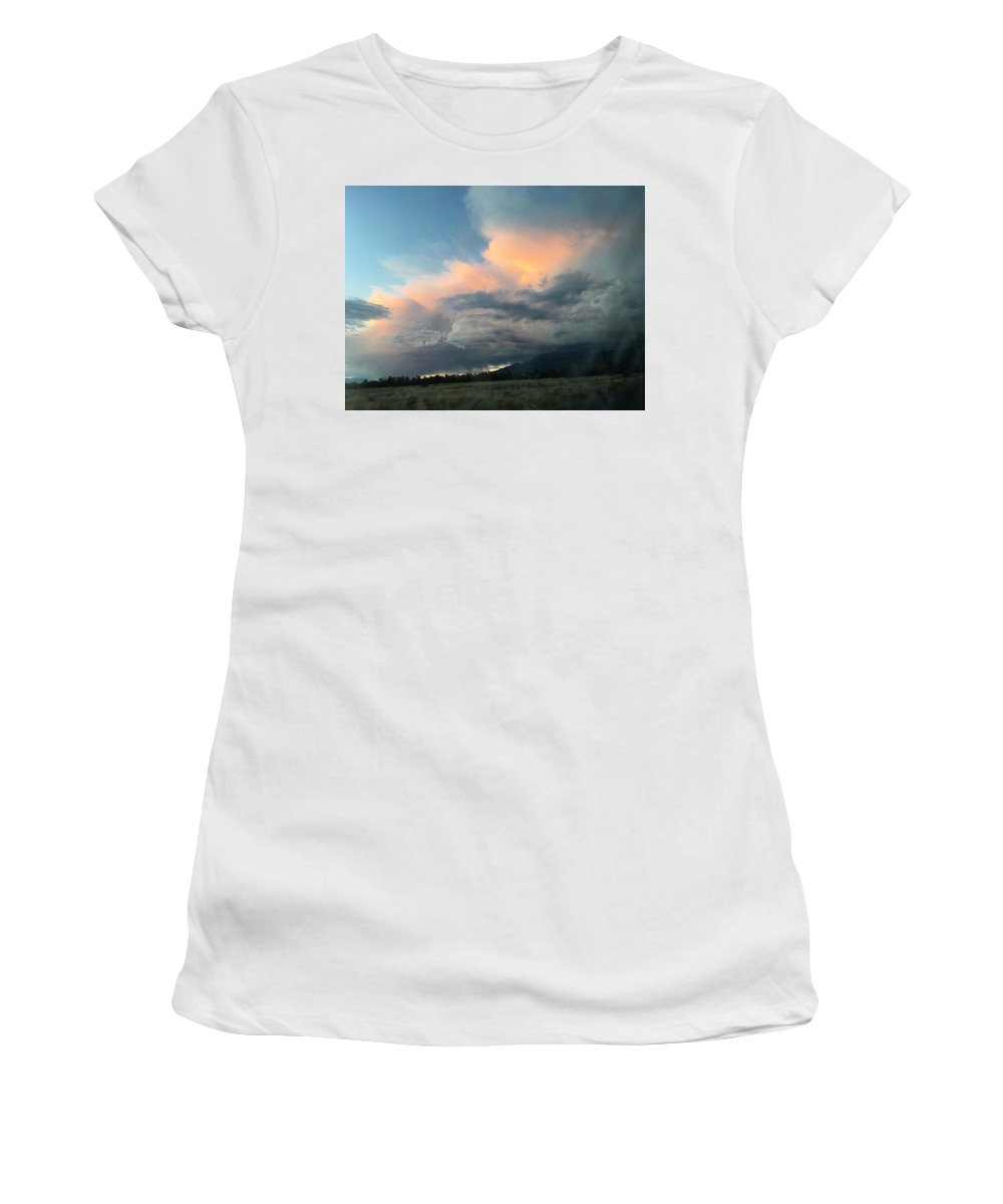 Beautiful Summer Storms Crestone - Women's T-Shirt