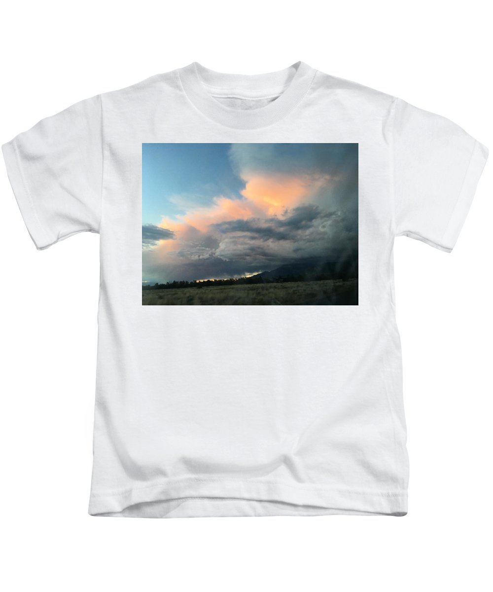 Beautiful Summer Storms Crestone - Kids T-Shirt