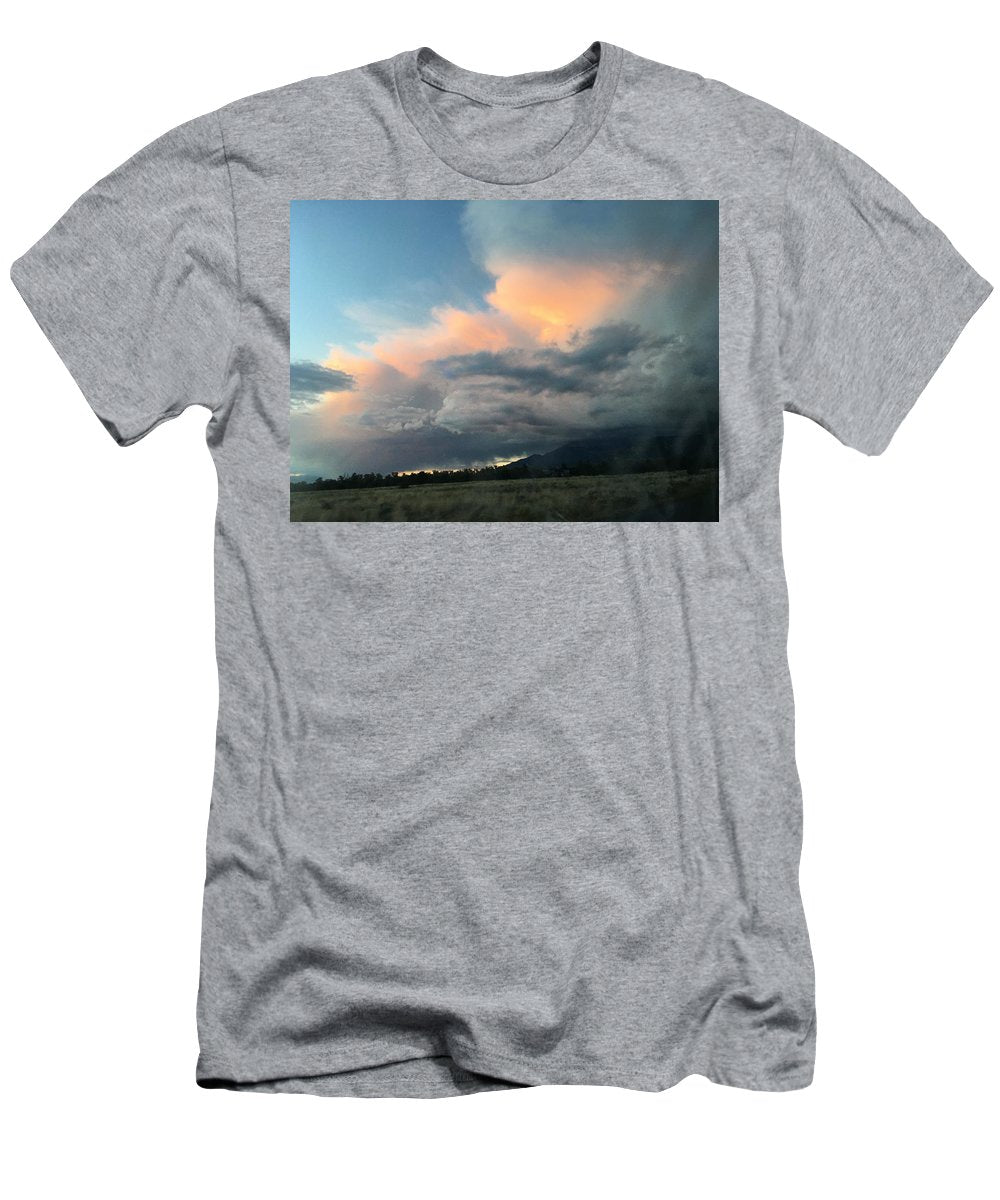 Beautiful Summer Storms Crestone - T-Shirt