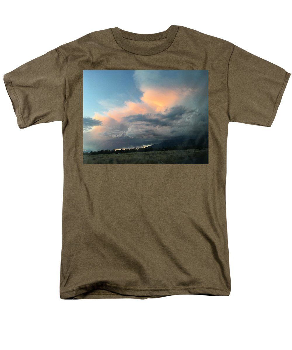 Beautiful Summer Storms Crestone - Men's T-Shirt  (Regular Fit)