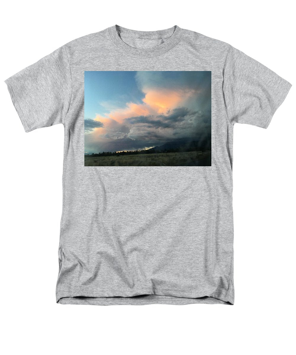 Beautiful Summer Storms Crestone - Men's T-Shirt  (Regular Fit)