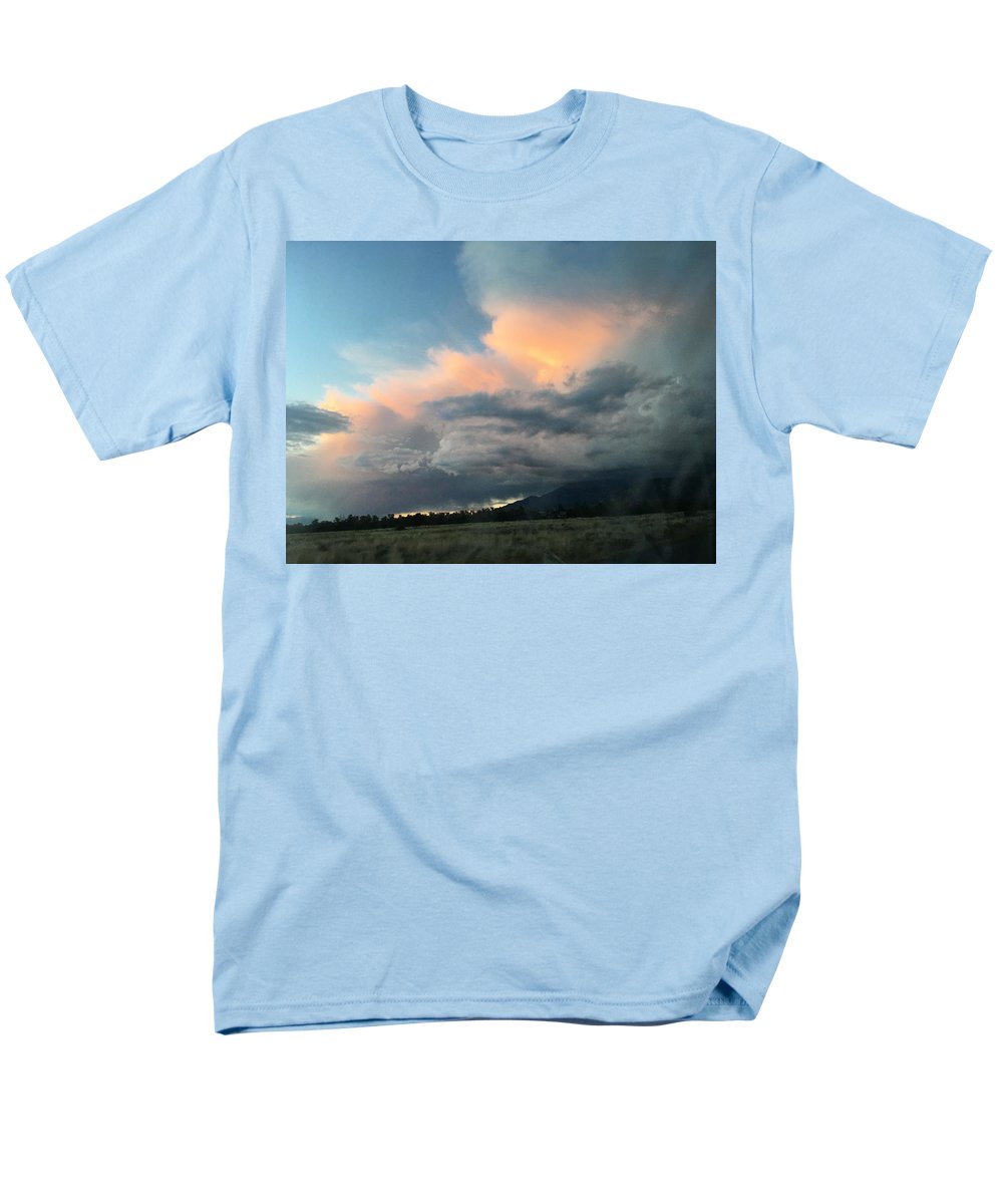 Beautiful Summer Storms Crestone - Men's T-Shirt  (Regular Fit)