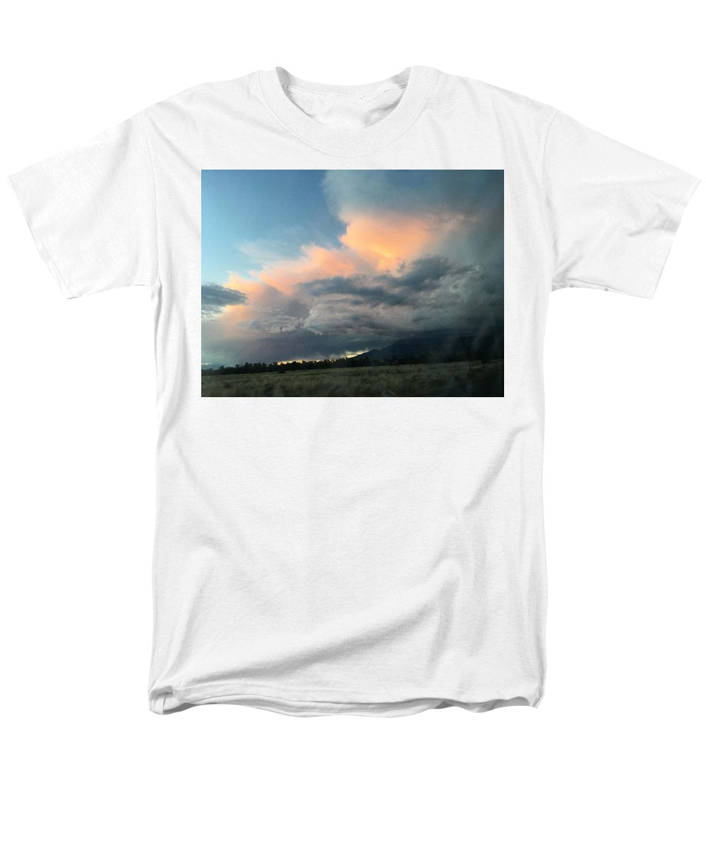 Beautiful Summer Storms Crestone - Men's T-Shirt  (Regular Fit)